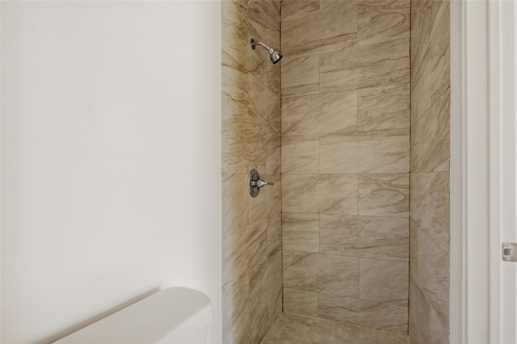 5622 Woodgreen Street - Photo 11