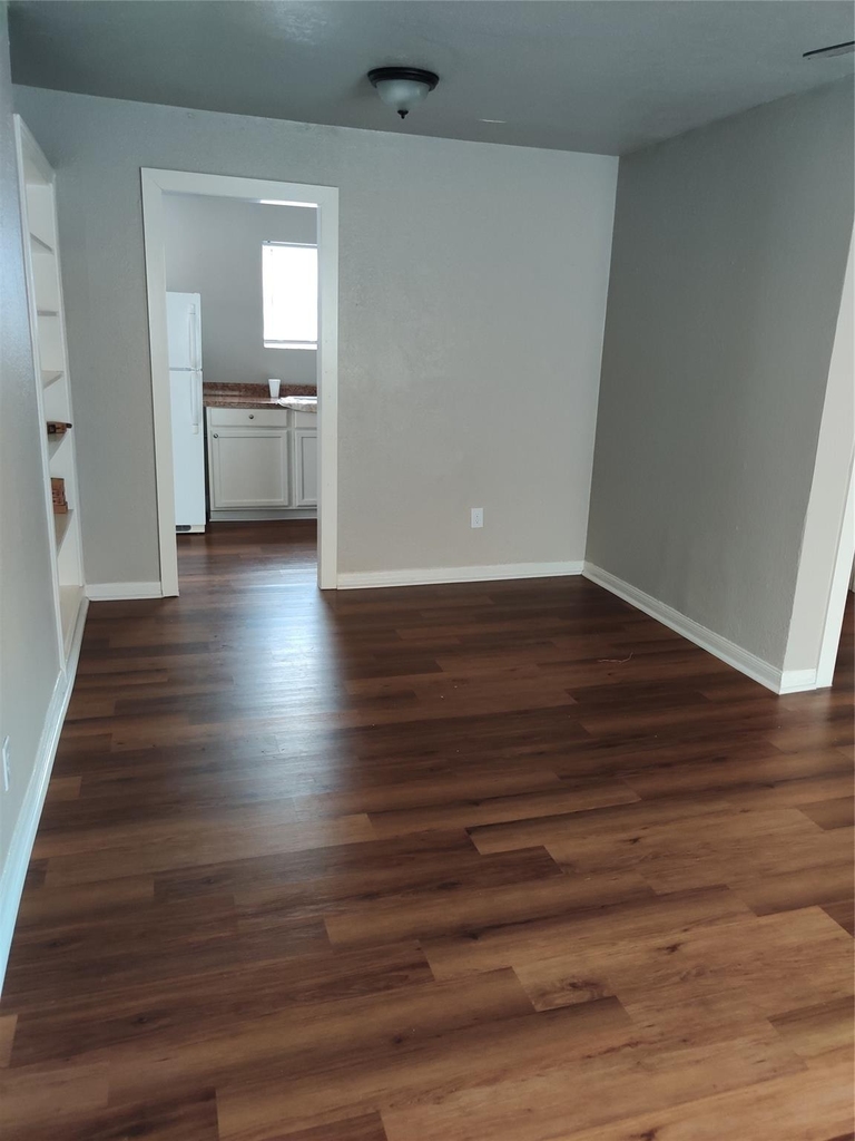 1208 7th Avenue - Photo 2