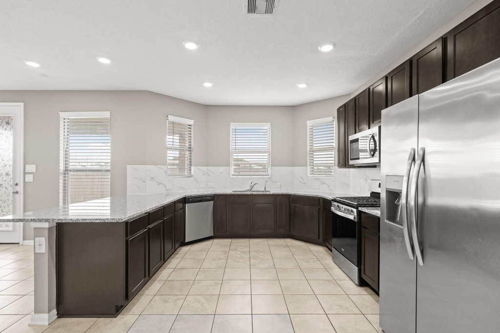 5266 Tall Tower Street - Photo 12