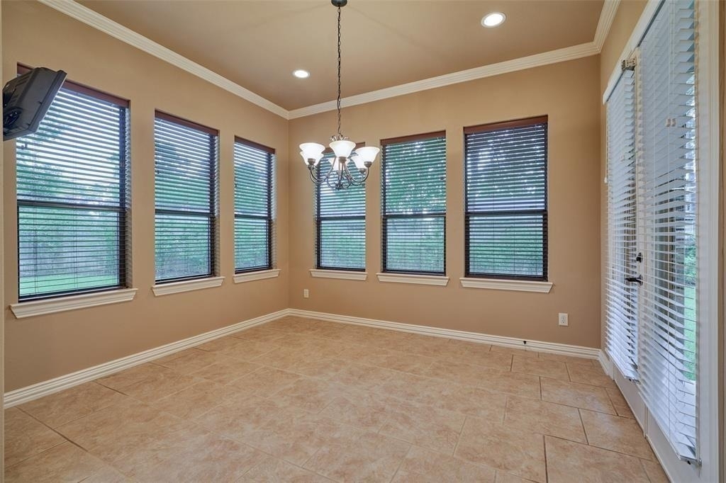 101 E Silverwood Ranch Estate - Photo 9