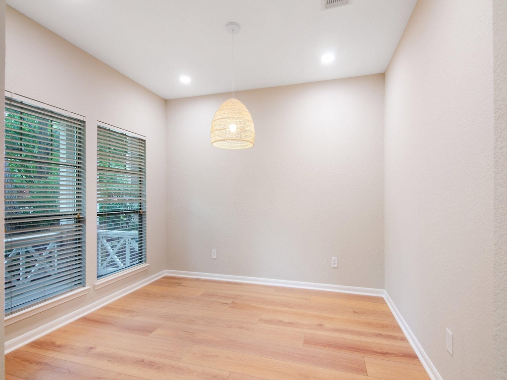 54 Douvaine Ct - Photo 12