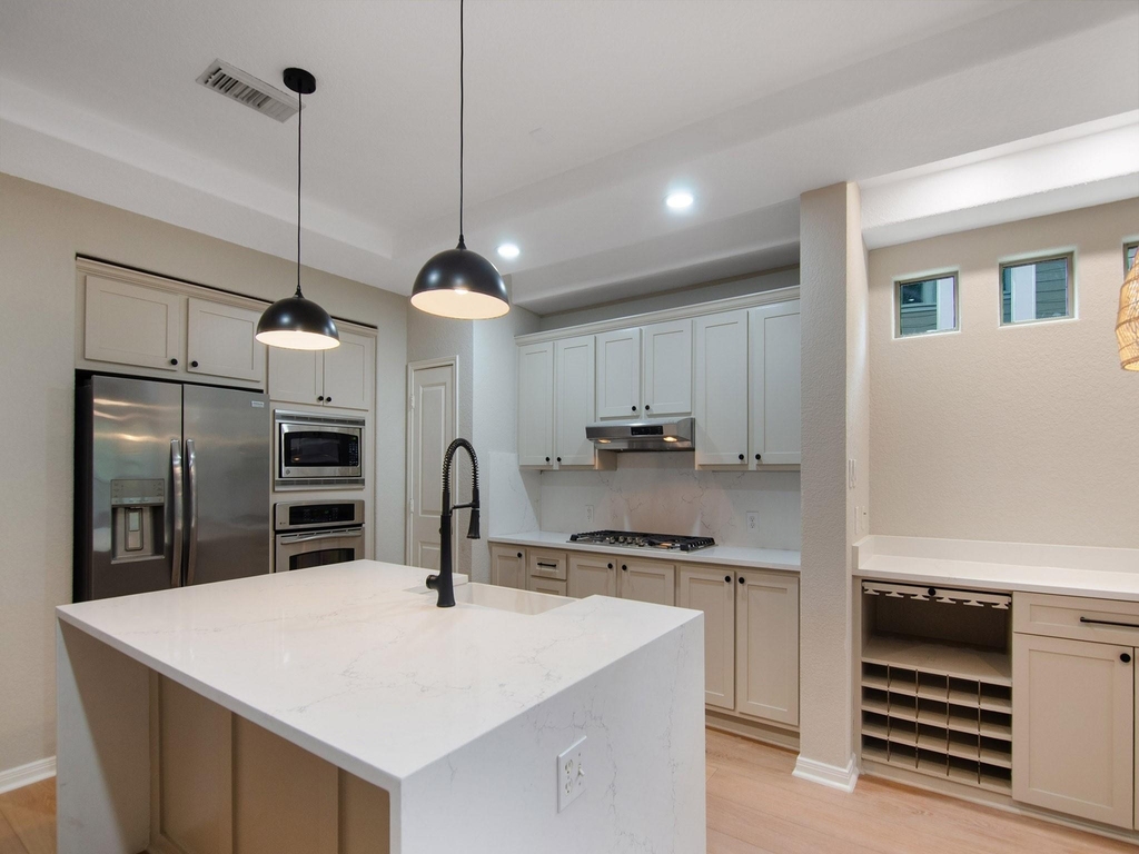 54 Douvaine Ct - Photo 2