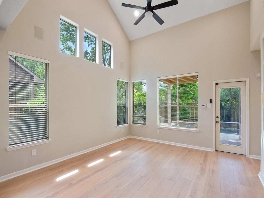 54 Douvaine Ct - Photo 17