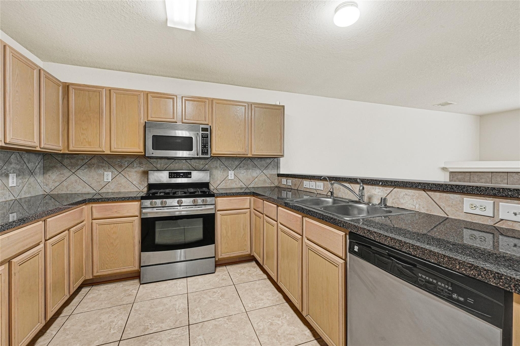 3219 Zephyr Glen Way - Photo 5