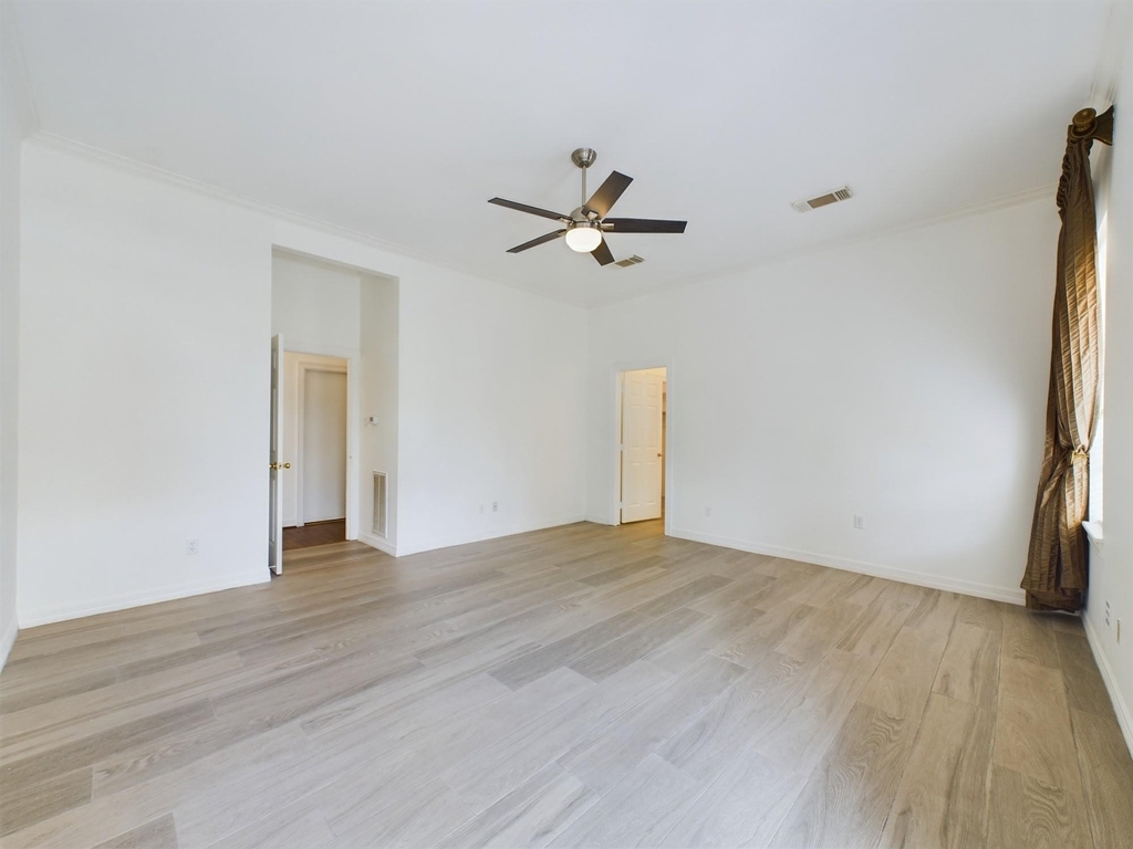 5627 Winsome Lane - Photo 21