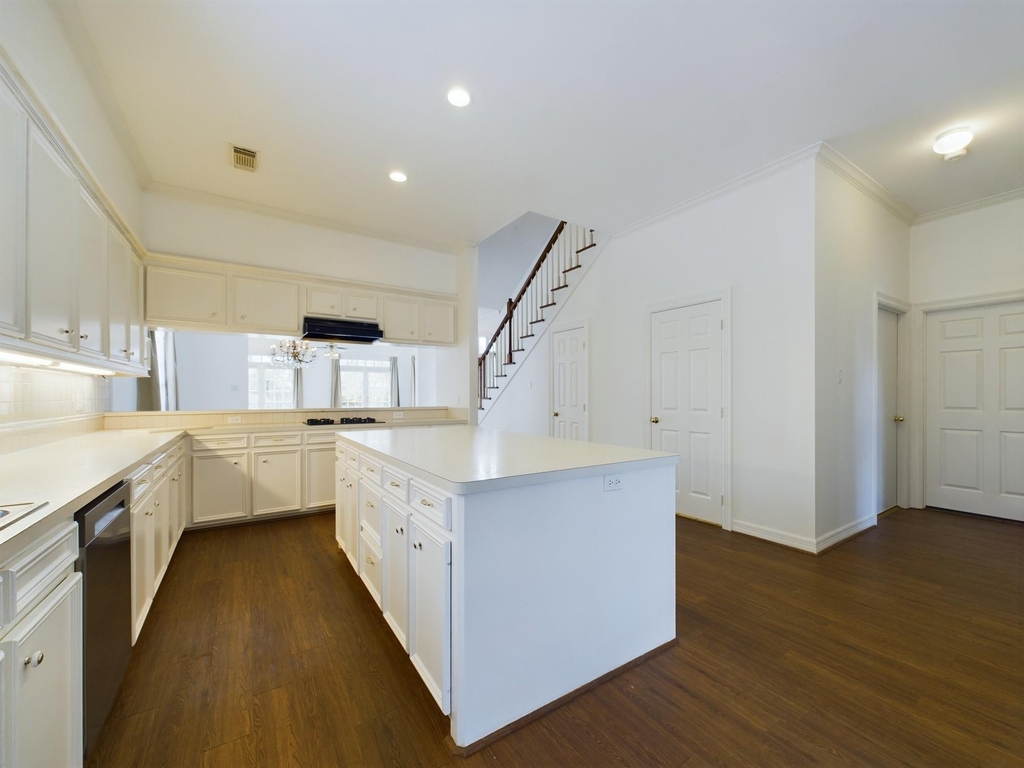 5627 Winsome Lane - Photo 12