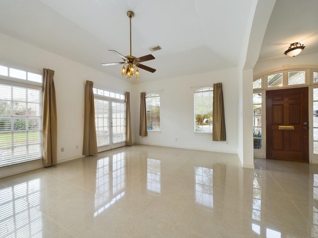 5627 Winsome Lane - Photo 9