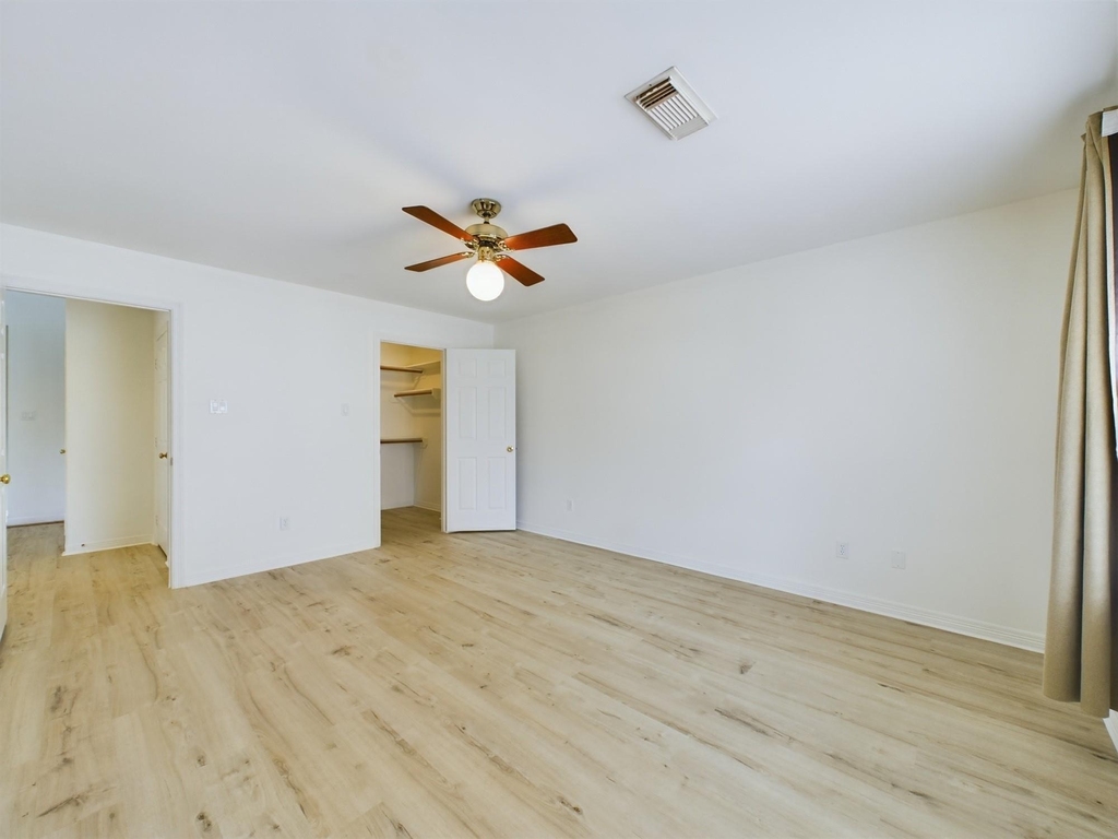 5627 Winsome Lane - Photo 33