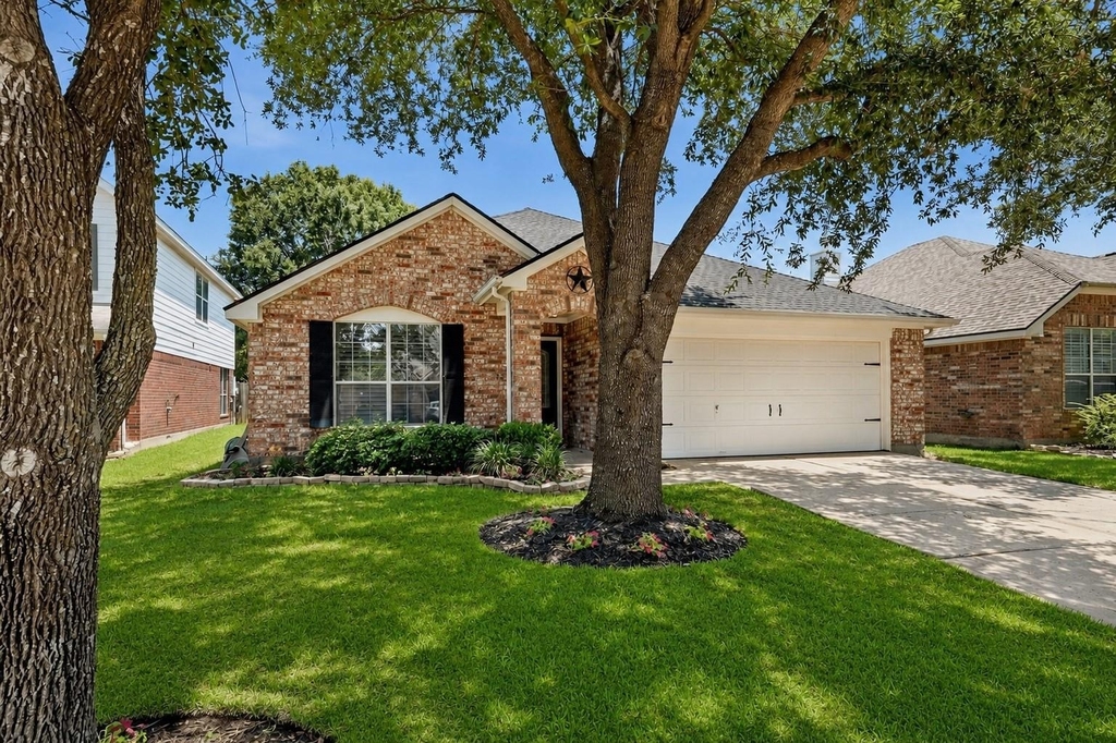 21738 May Apple Court - Photo 0