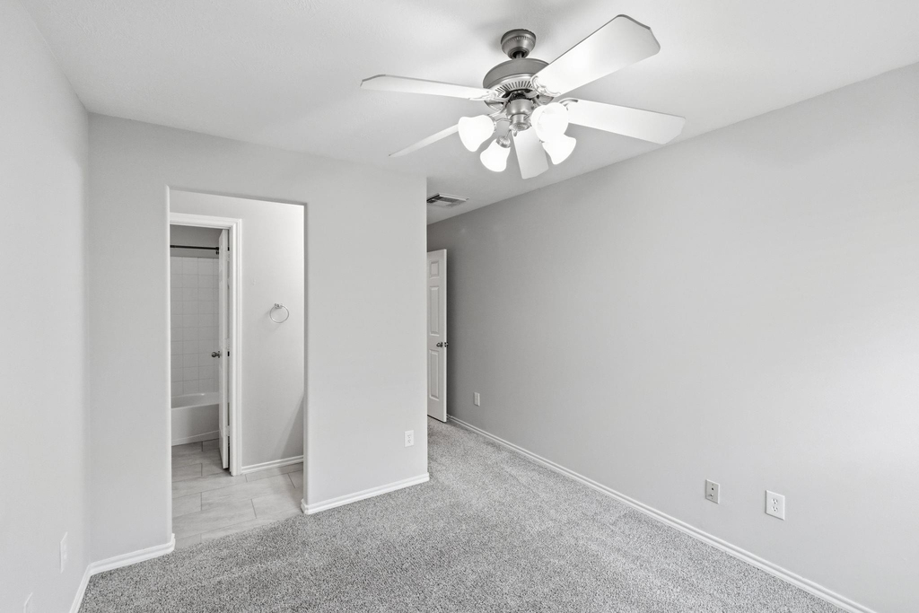 21738 May Apple Court - Photo 23
