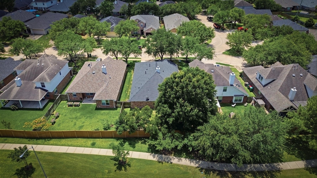 21738 May Apple Court - Photo 37