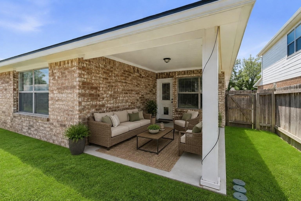 21738 May Apple Court - Photo 32