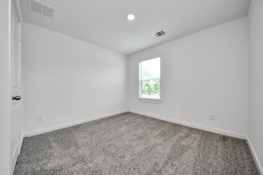 1918 Olivos Street - Photo 33