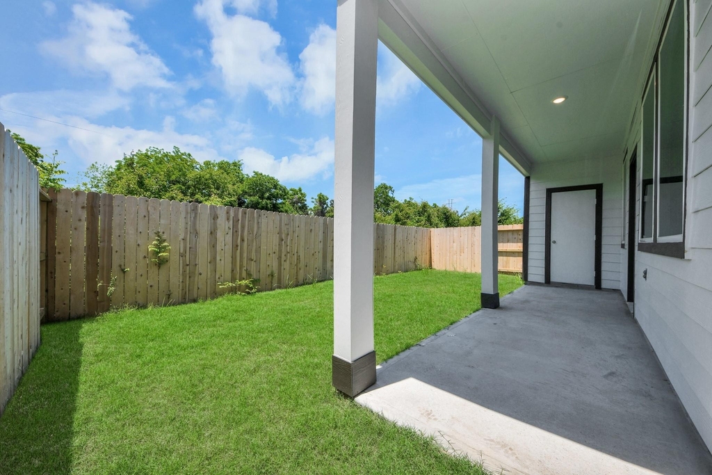 1918 Olivos Street - Photo 44