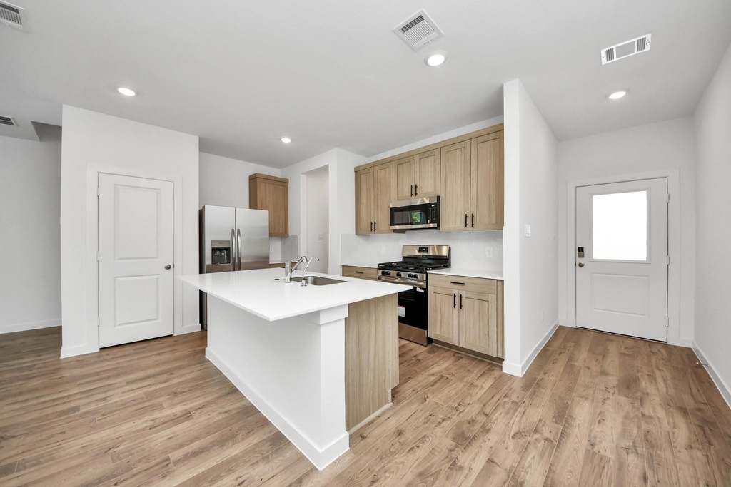 1918 Olivos Street - Photo 10