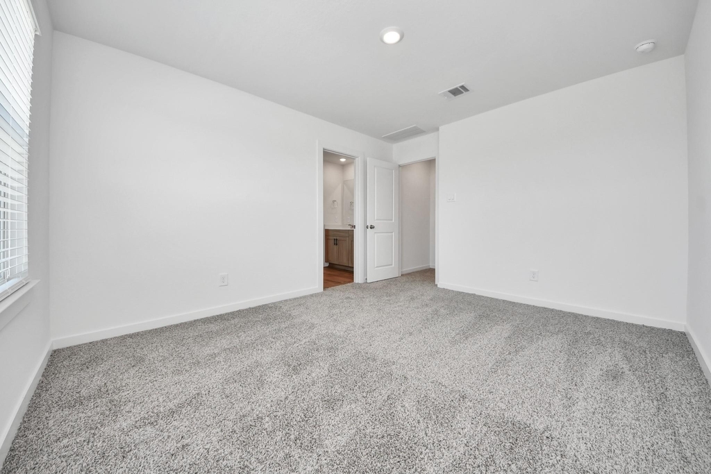 1918 Olivos Street - Photo 27