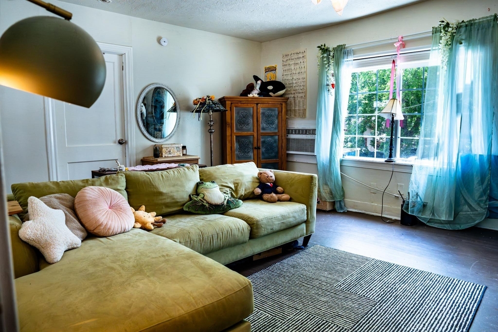 1909 Colquitt Street - Photo 6