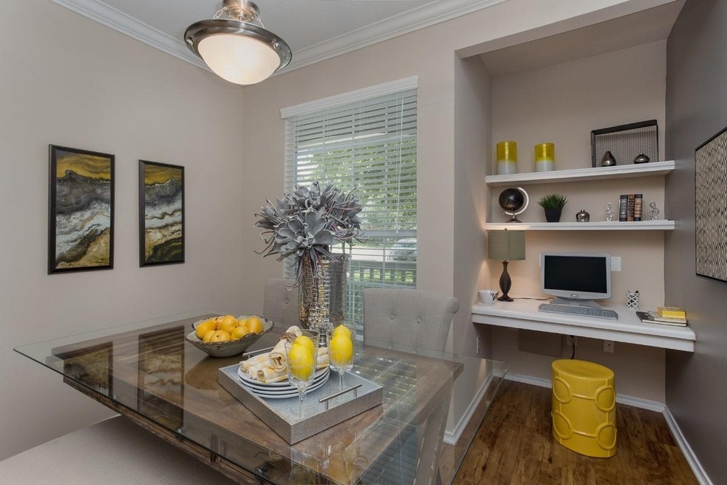 10440 Deerwood - Photo 0