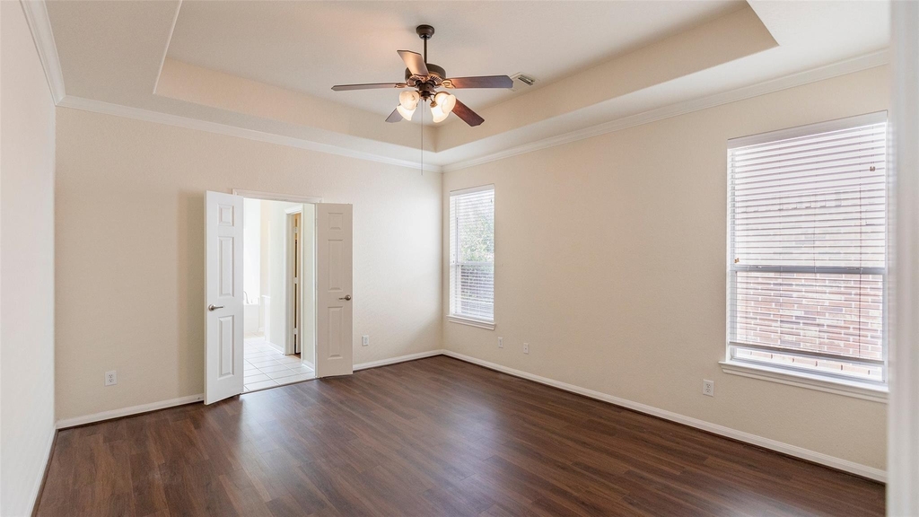 7003 Kendall Lake Court - Photo 11