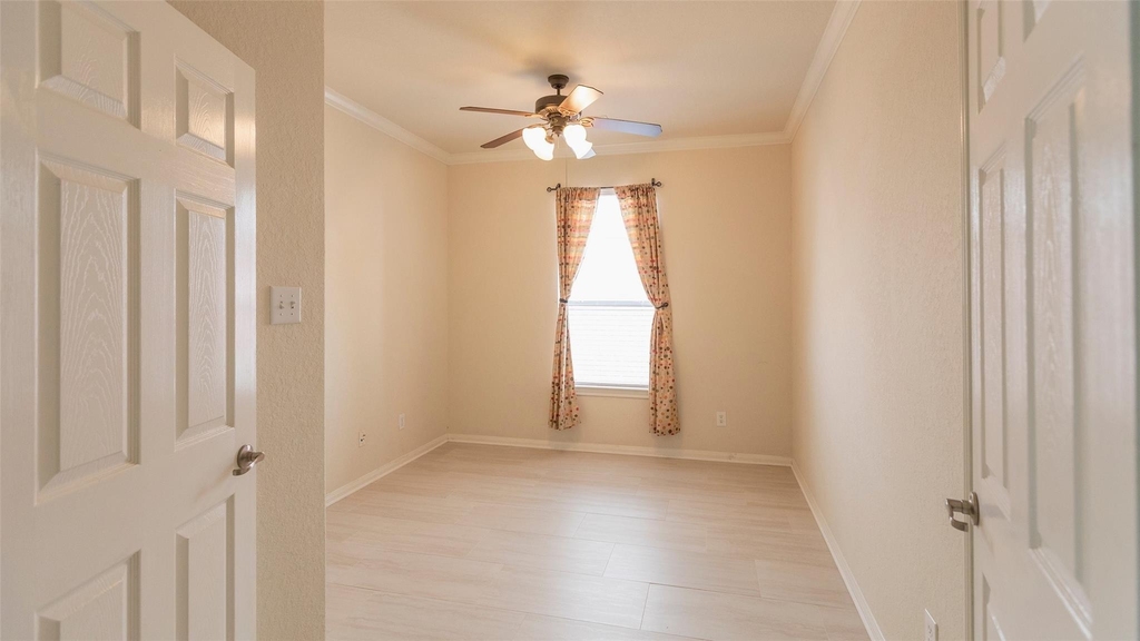 7003 Kendall Lake Court - Photo 19