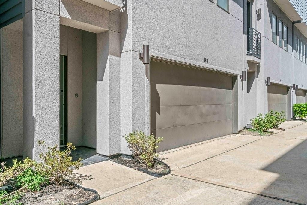 955 Saint Augustine Street - Photo 28
