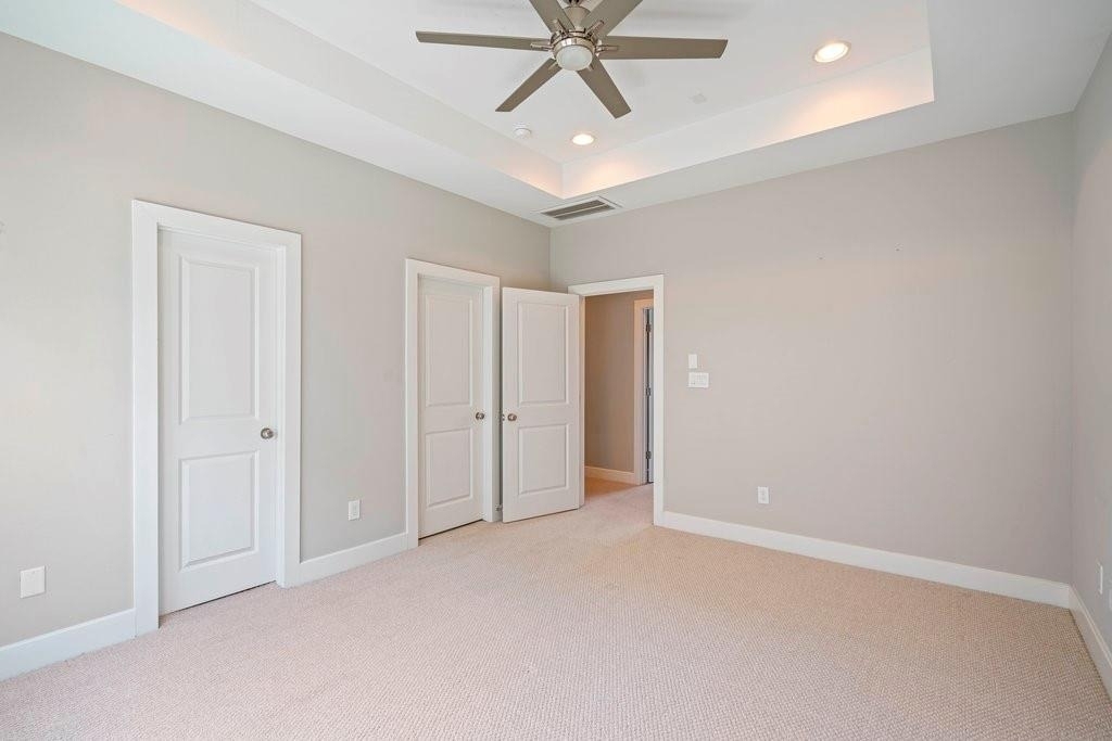 955 Saint Augustine Street - Photo 9