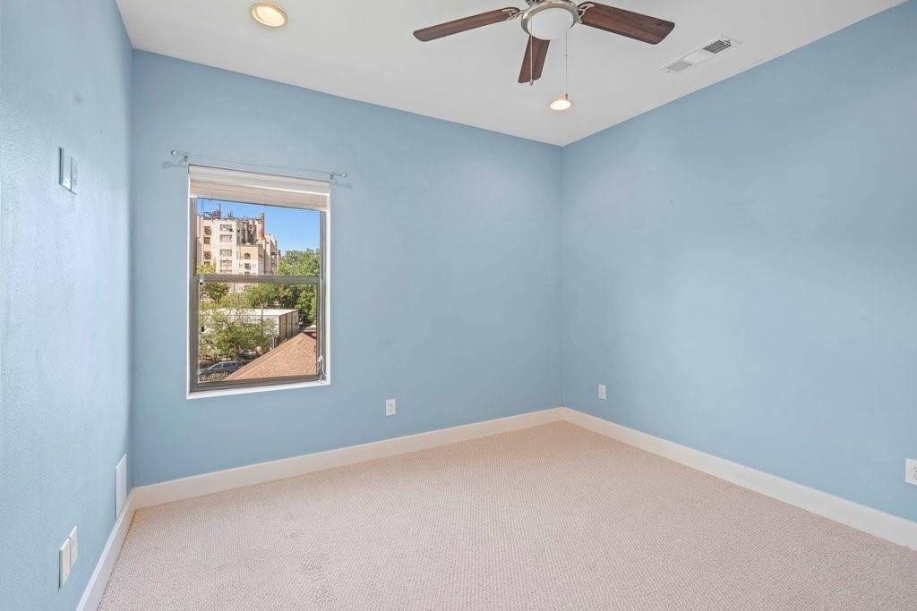 955 Saint Augustine Street - Photo 15