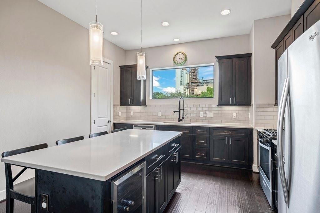 955 Saint Augustine Street - Photo 6
