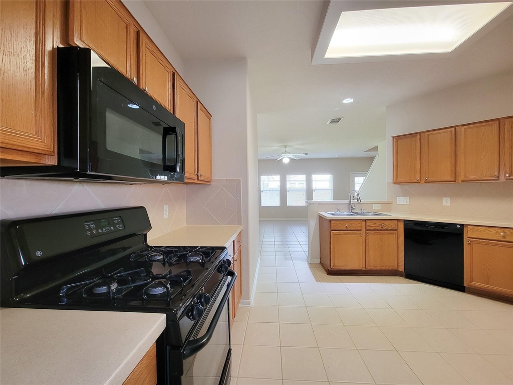 19330 Harvest Stream Way - Photo 14