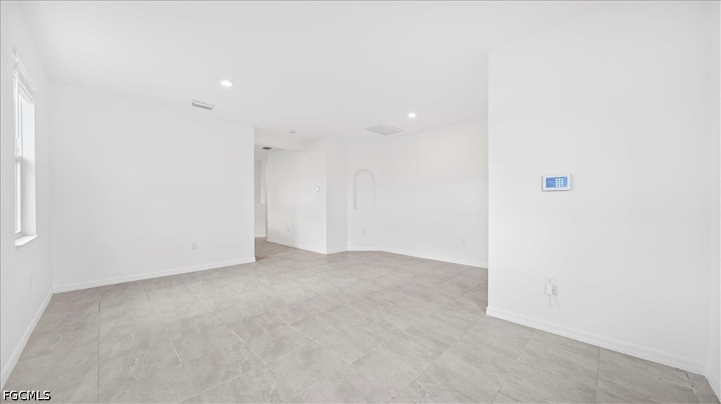 2928 Nw 27th Street - Photo 4
