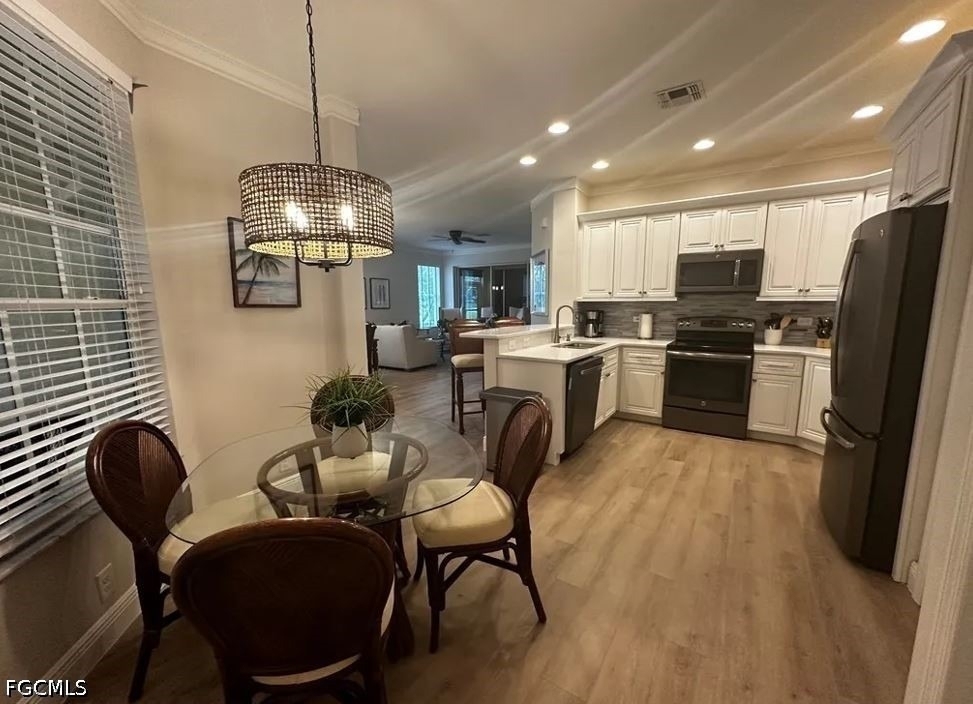 8837 E Bay Circle - Photo 6