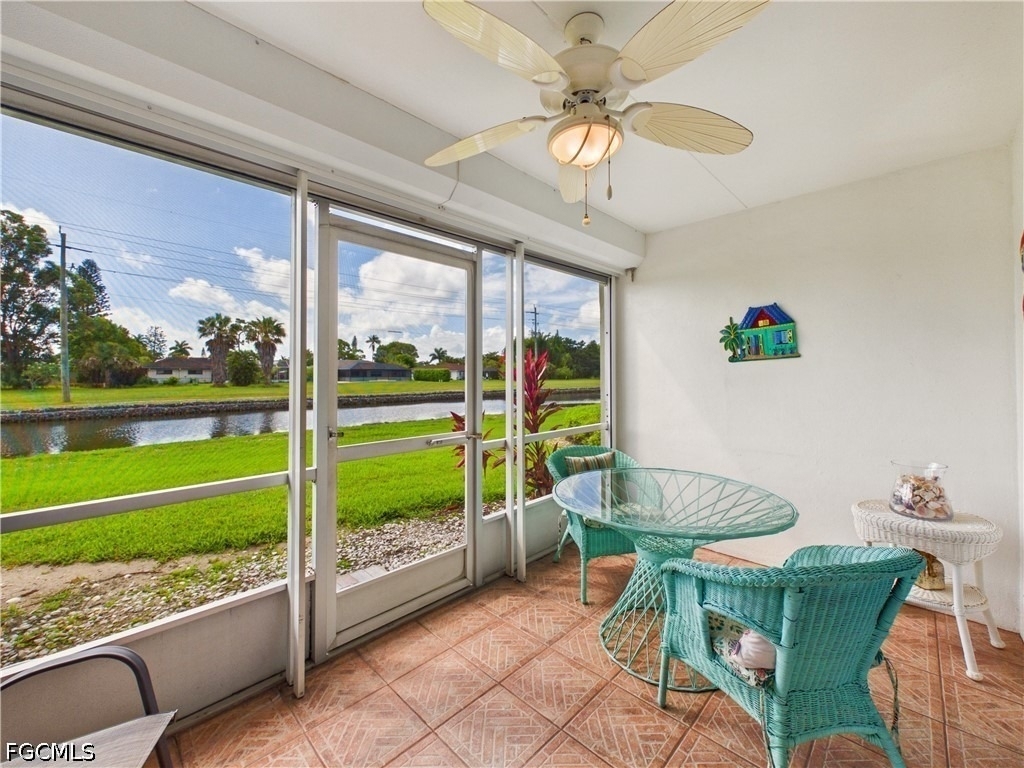 300 Valley Stream Drive - Photo 18