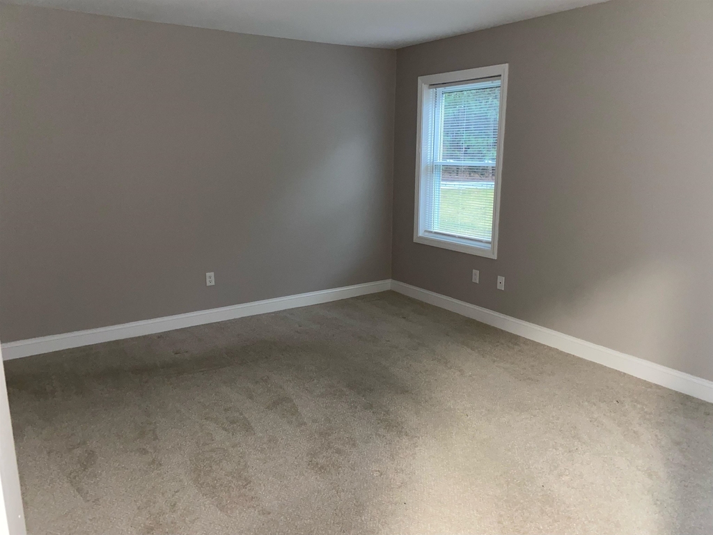 10 Barrington - Photo 7