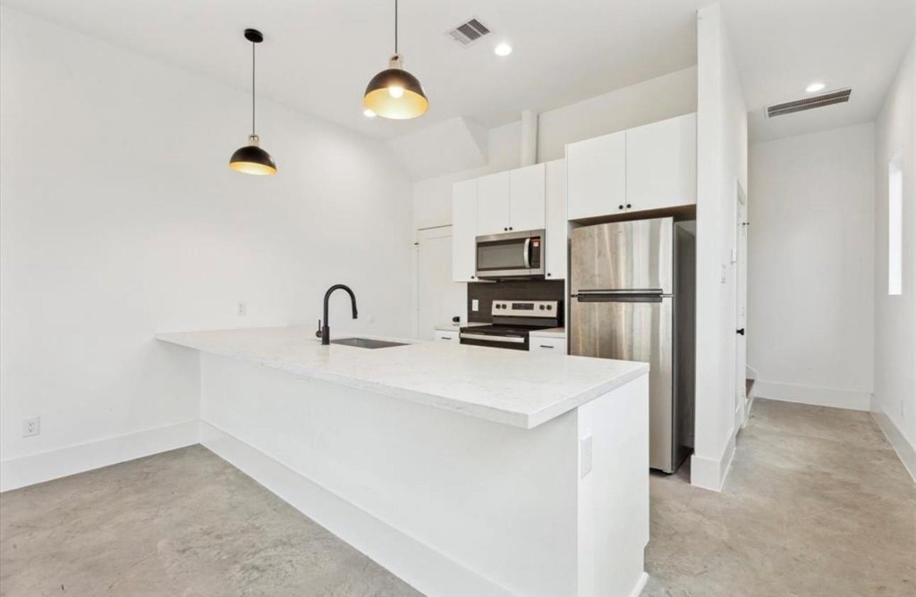 316 N Everton Street - Photo 2