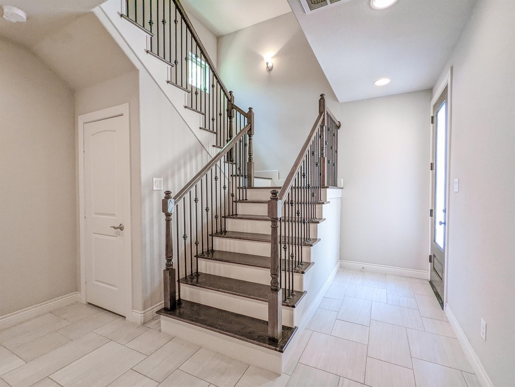 5323 Kiam Street - Photo 8