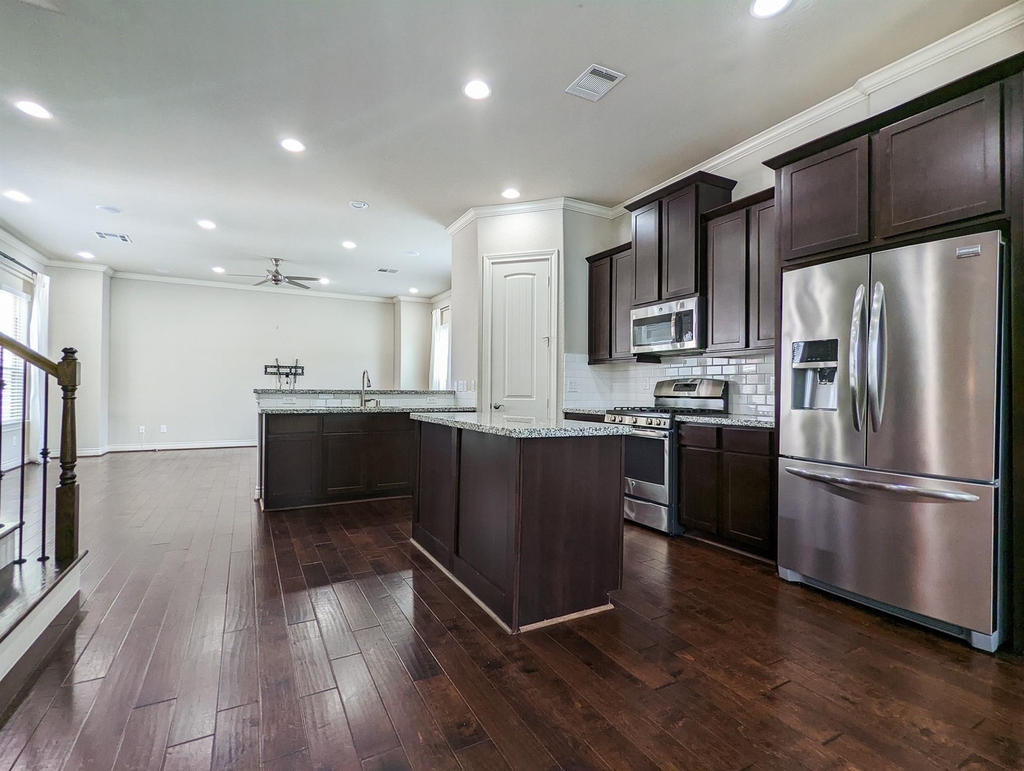 5323 Kiam Street - Photo 1