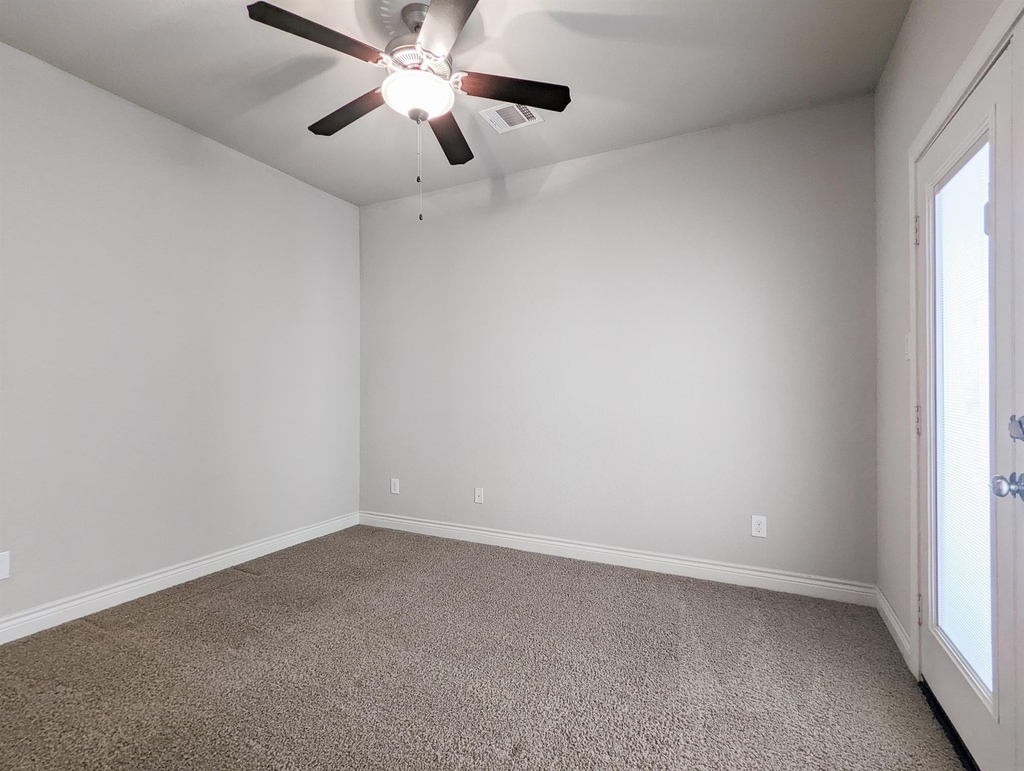 5323 Kiam Street - Photo 9