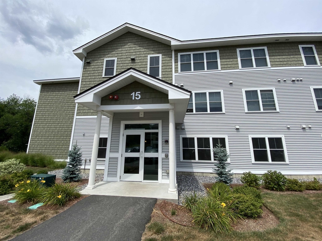 15 East Ridge - Photo 1