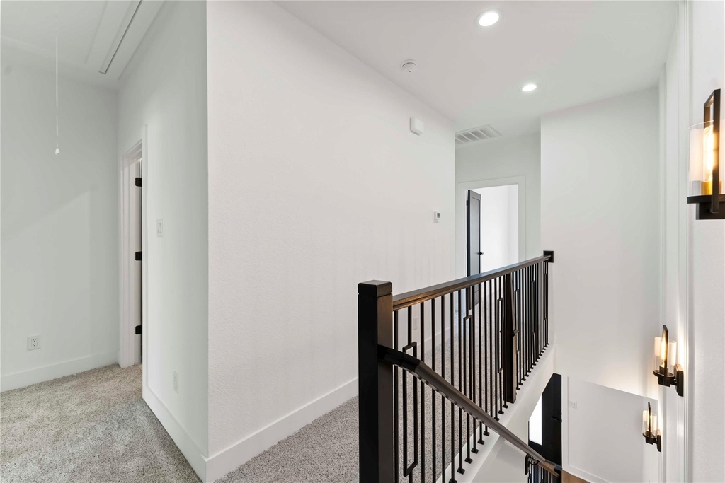 8501 Safeguard Street - Photo 14