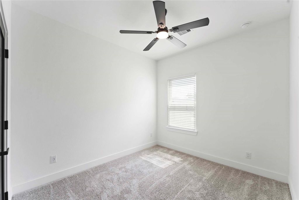 8501 Safeguard Street - Photo 16