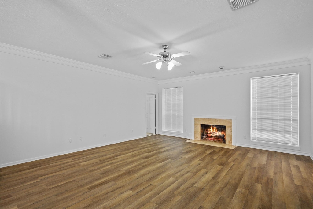 5803 Ancient Oaks Drive - Photo 4