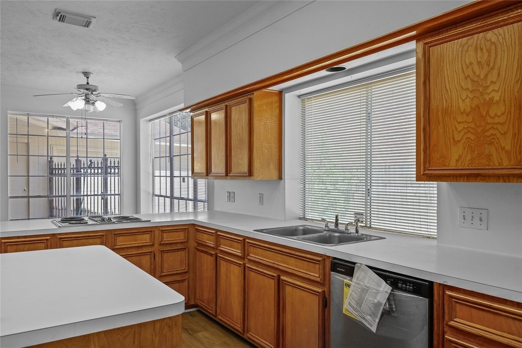 5803 Ancient Oaks Drive - Photo 18