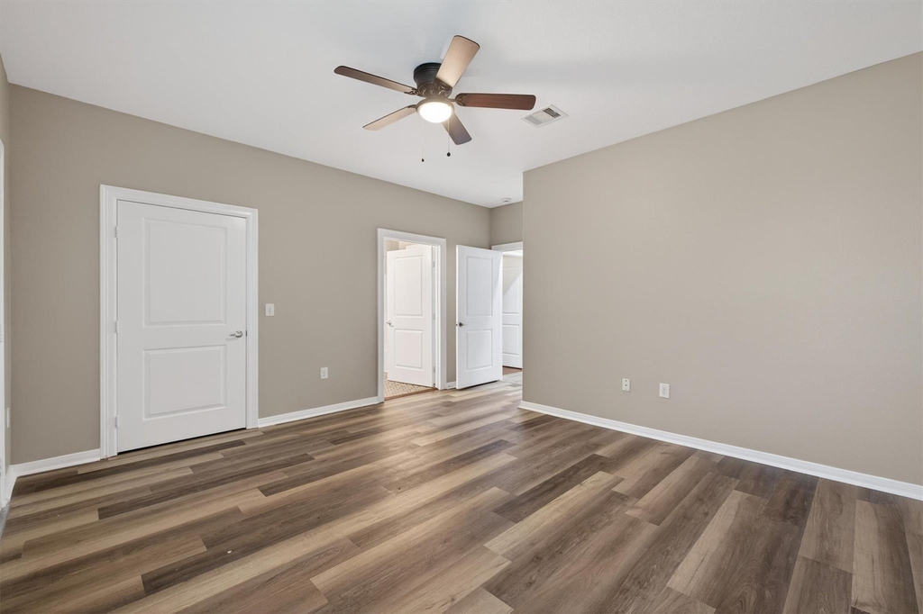 2212 Victory Street - Photo 4