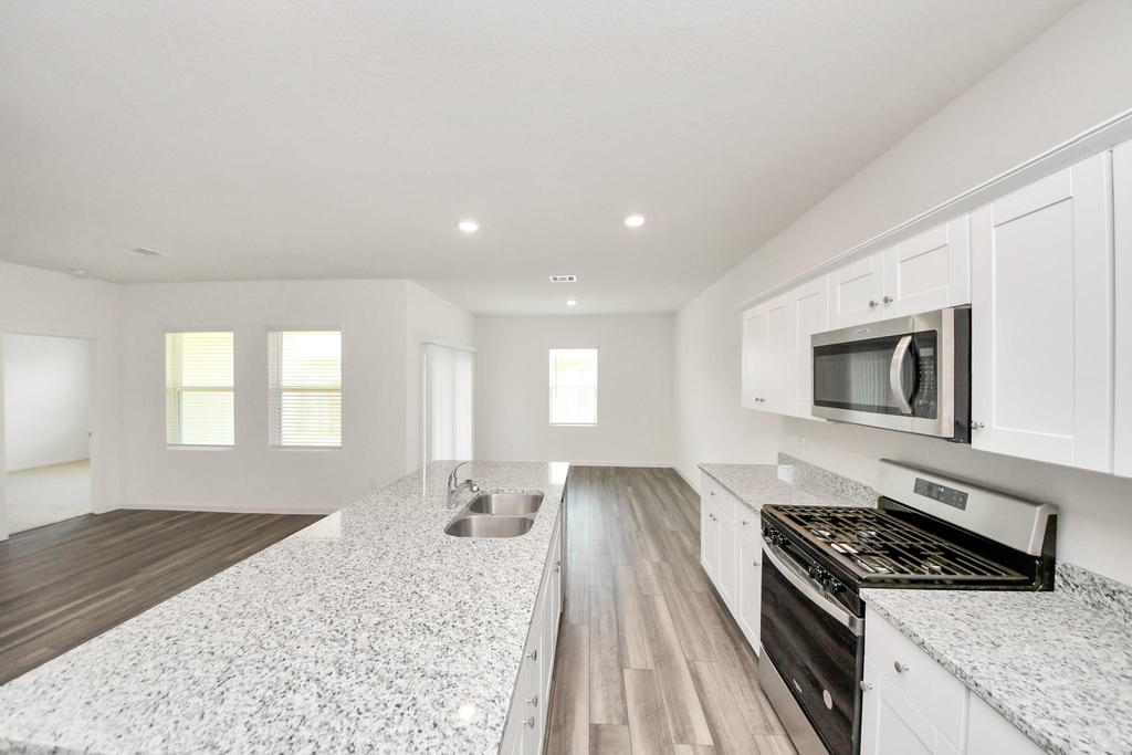 10304 Tuscan Valley Drive - Photo 10