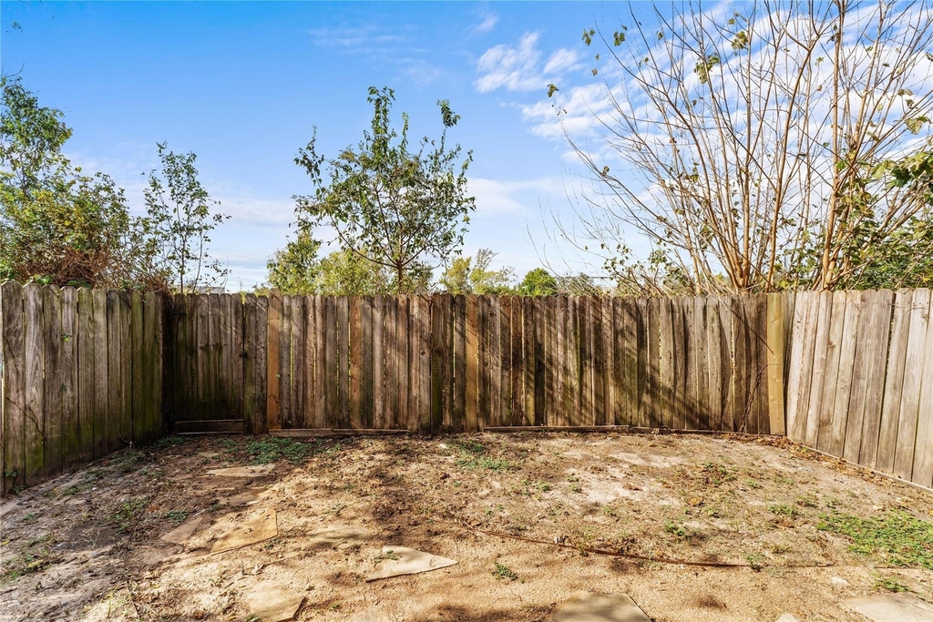 9610 Buffum Street - Photo 20