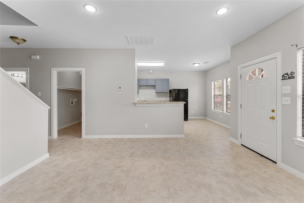 9610 Buffum Street - Photo 10