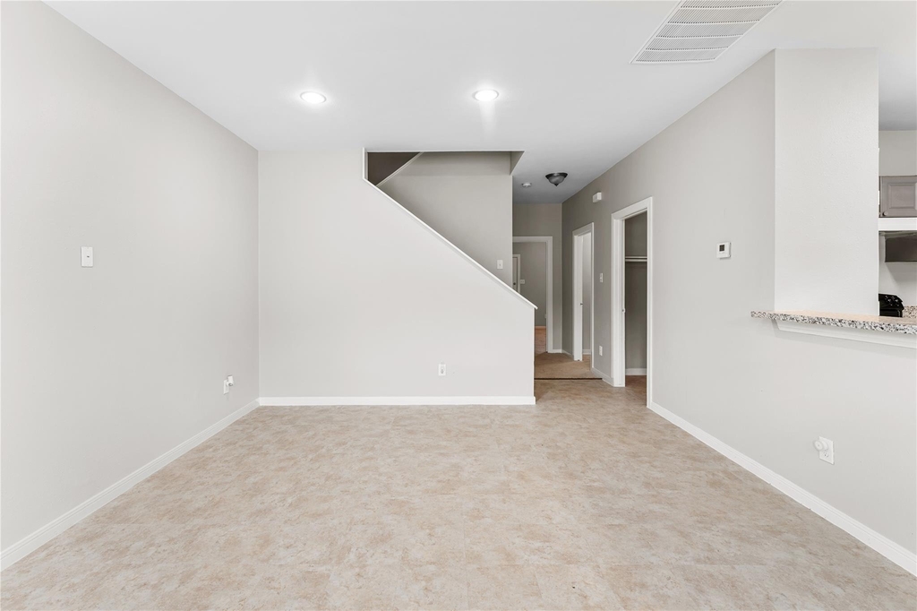 9610 Buffum Street - Photo 9