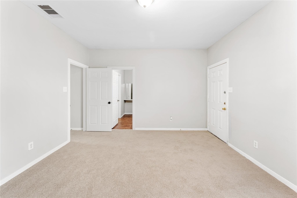 9610 Buffum Street - Photo 16