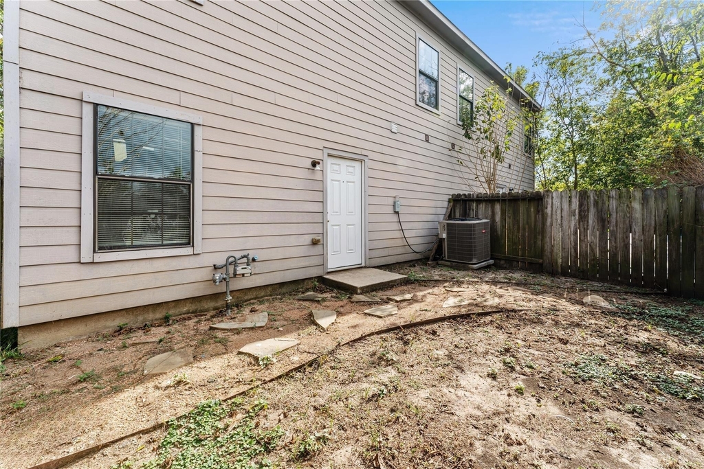 9610 Buffum Street - Photo 21