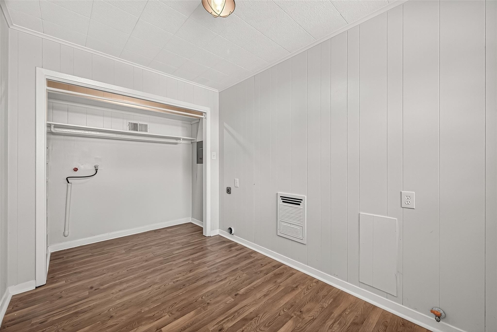 714 E Humble Street - Photo 12